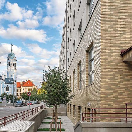 Main City Center - Luxury - Free Parking - City View ブラチスラヴァ エクステリア 写真